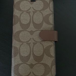 Authentic Coach 10 XS Max phone case folio